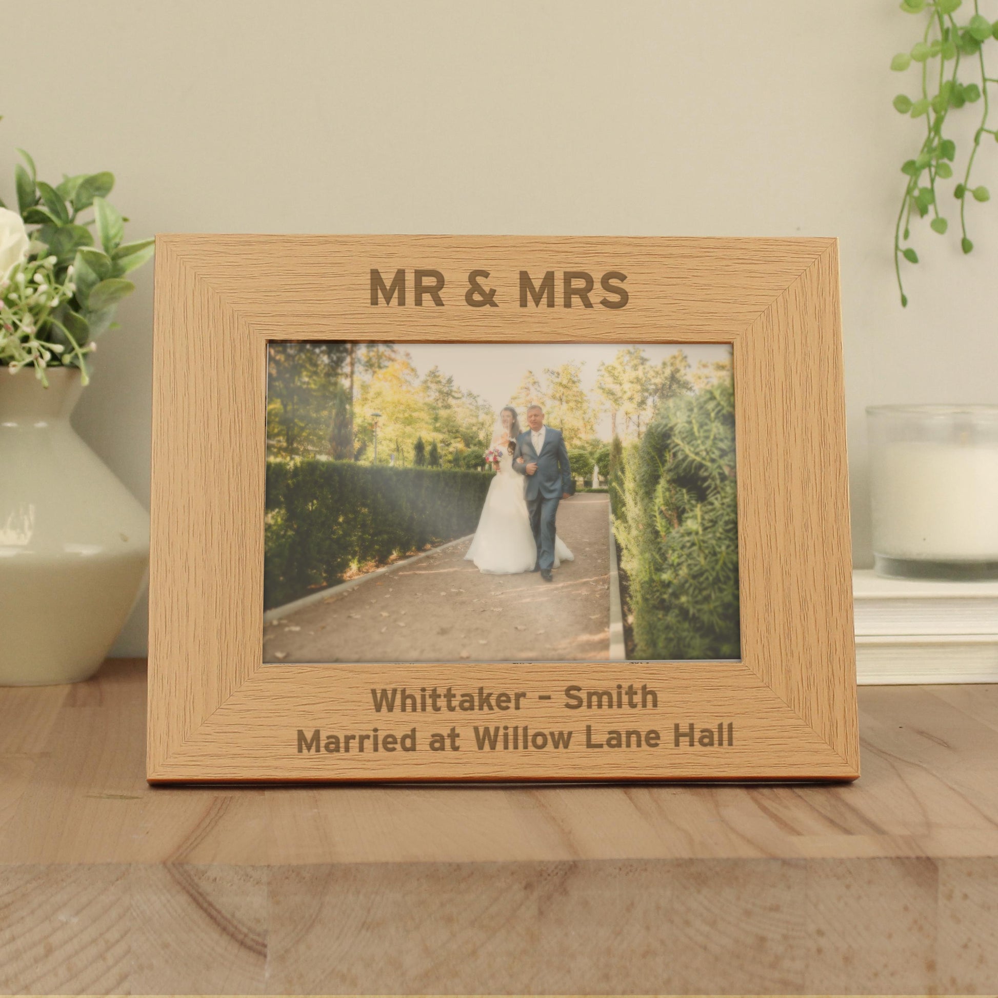 Personalised Bold Text 5x7 Landscape Oak Finish Photo Frame | Big Birthday - 16th, 18th, 21st, 30th, 40th, 50th, 60th, 70th - Picture Frame - Inspired Creative Gifts