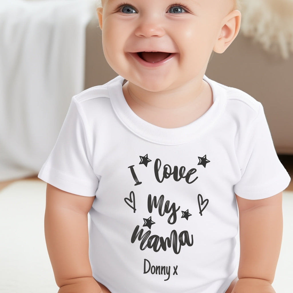 Black & White I Love My Mummy Baby Outfit: Bib, Vest, Baby Grow