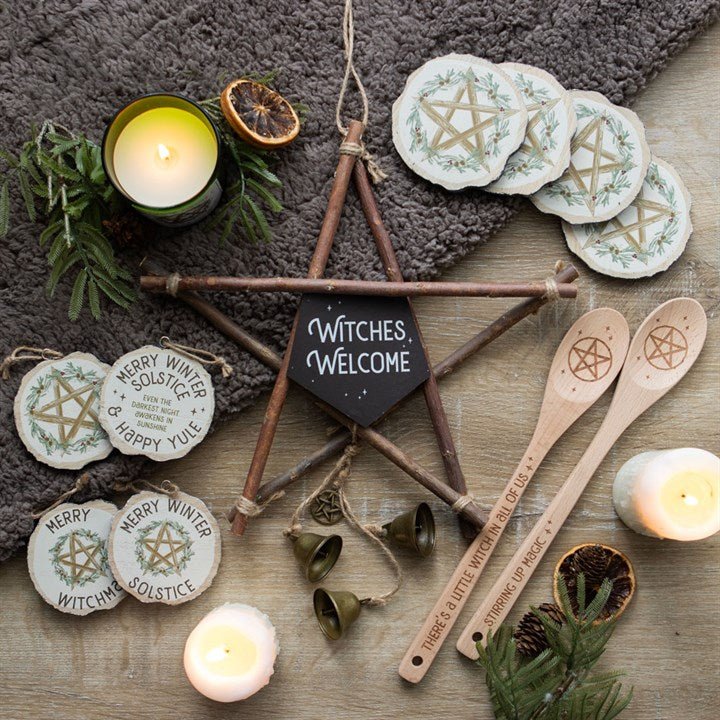 30cm Witches Welcome Willow Pentagram Sign with Bells | Inspired Creative Gifts | UK Supplier