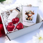 Personalised Daisy Highland Cow Candle for Mother's Day