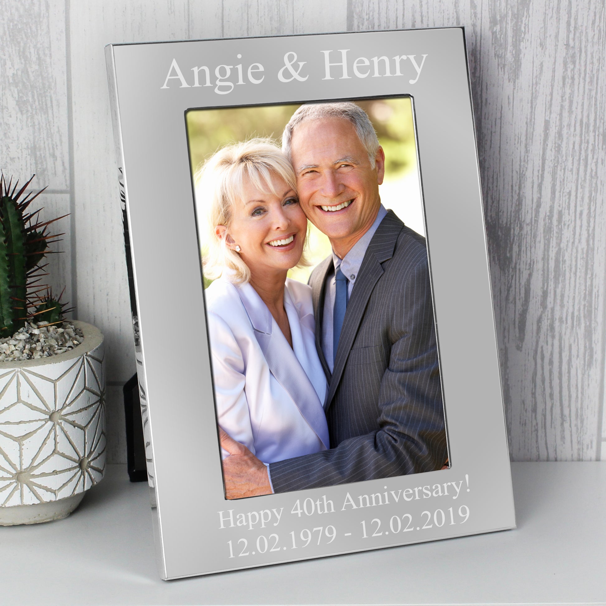 Personalised 6x4 Silver Photo Frame - Inspired Creative Gifts