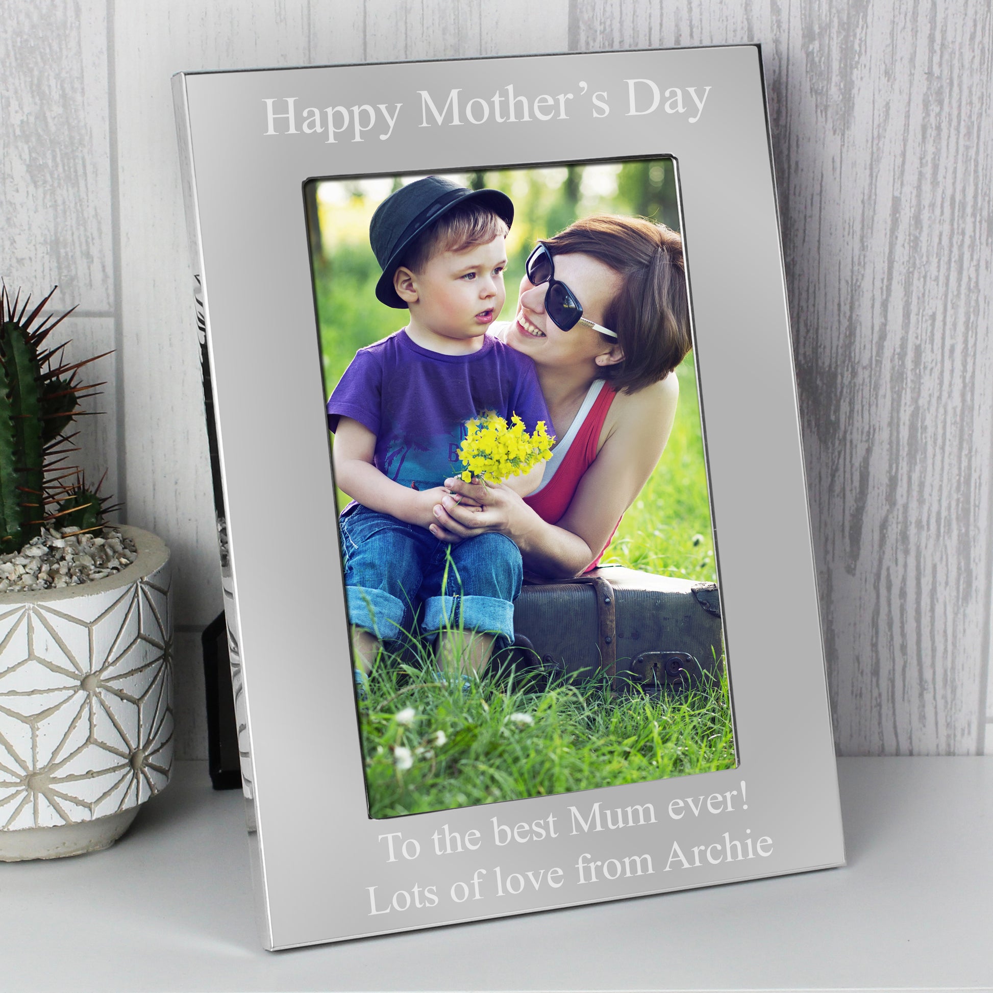 Personalised 6x4 Silver Photo Frame - Inspired Creative Gifts