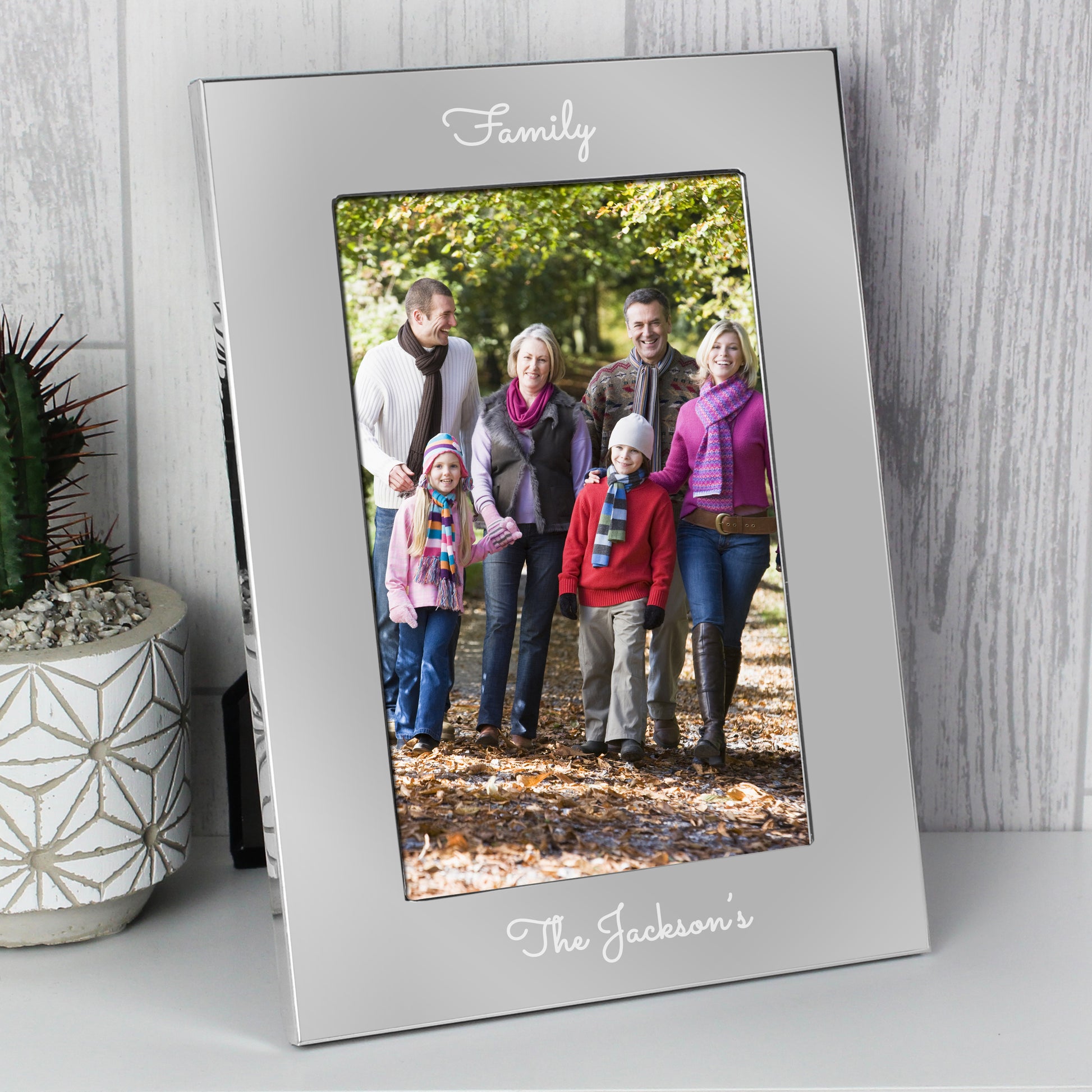 Personalised Free Text Script 7 x 5 Silver Photo Frame - Inspired Creative Gifts