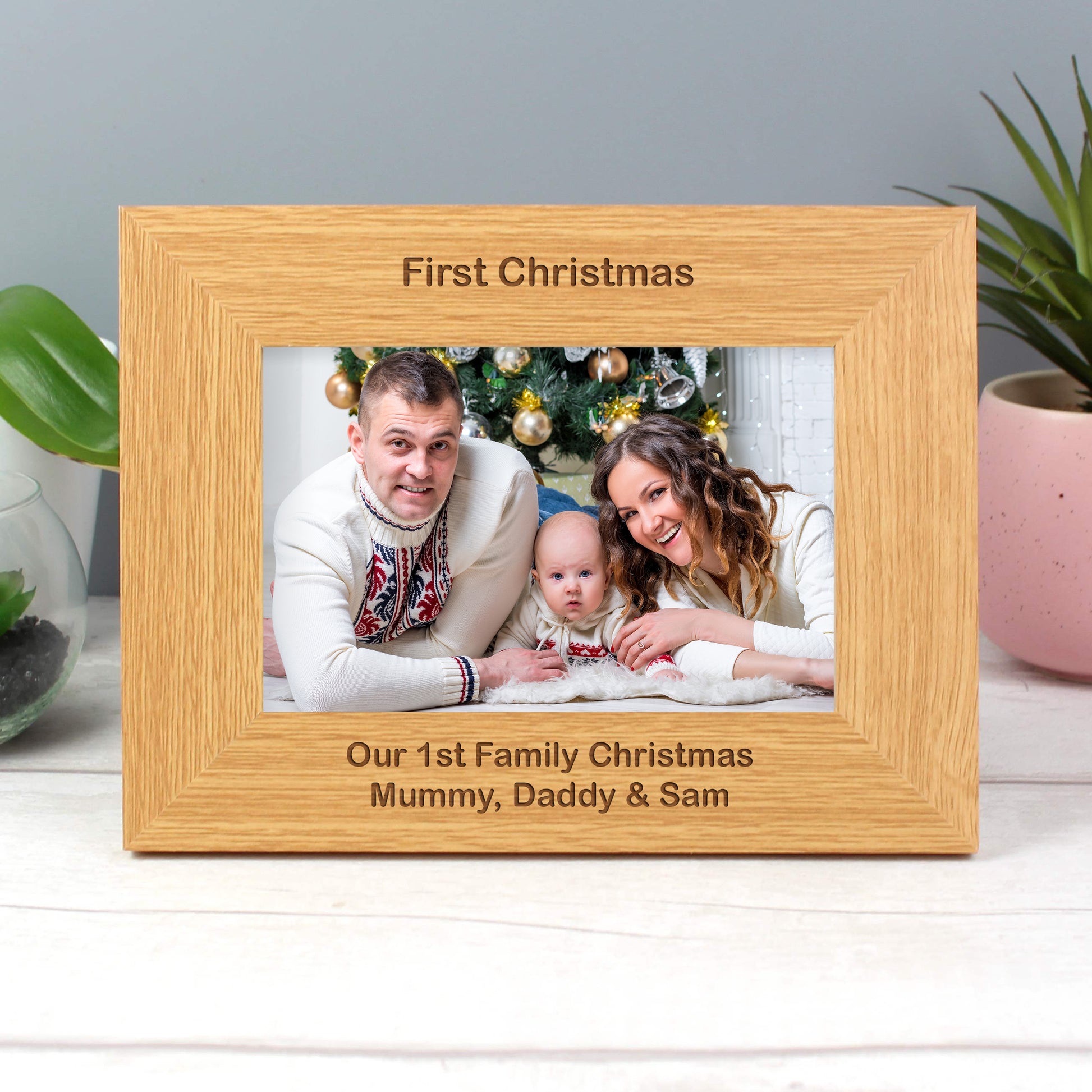 Personalised Short Message 6x4 Landscape Oak Finish Photo Frame - Inspired Creative Gifts