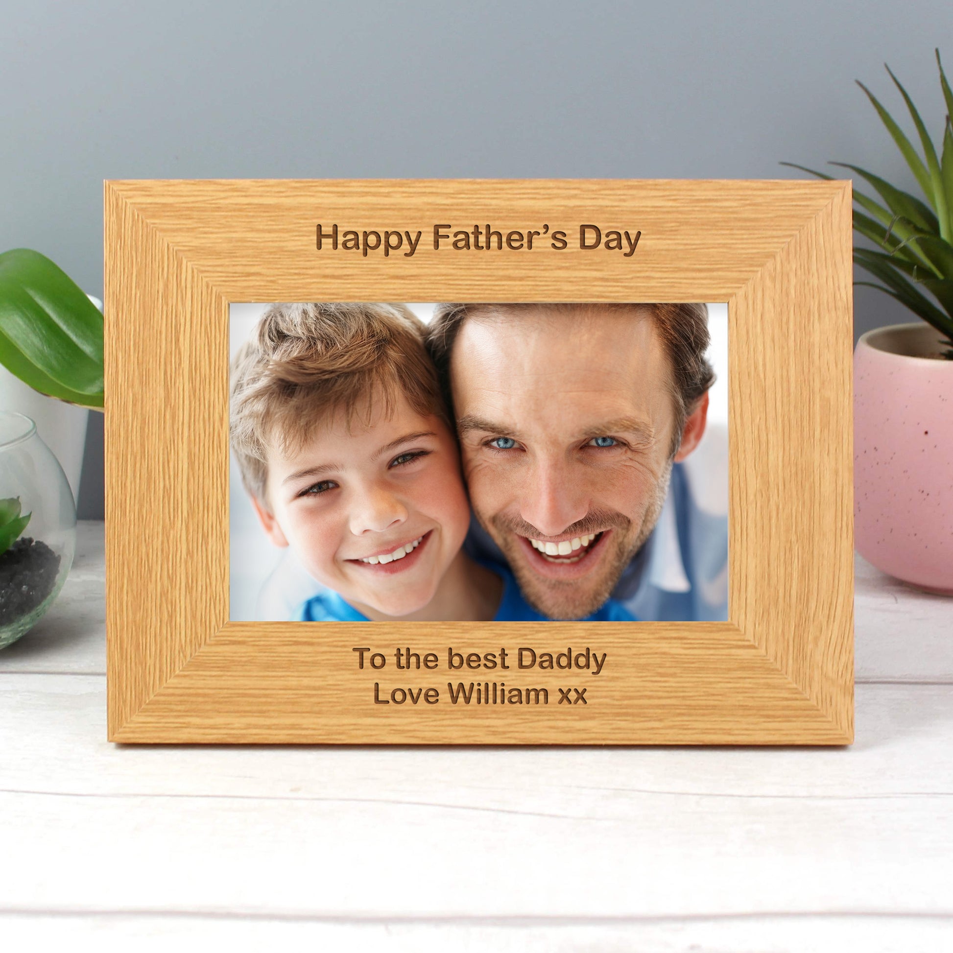 Personalised Short Message 6x4 Landscape Oak Finish Photo Frame - Inspired Creative Gifts