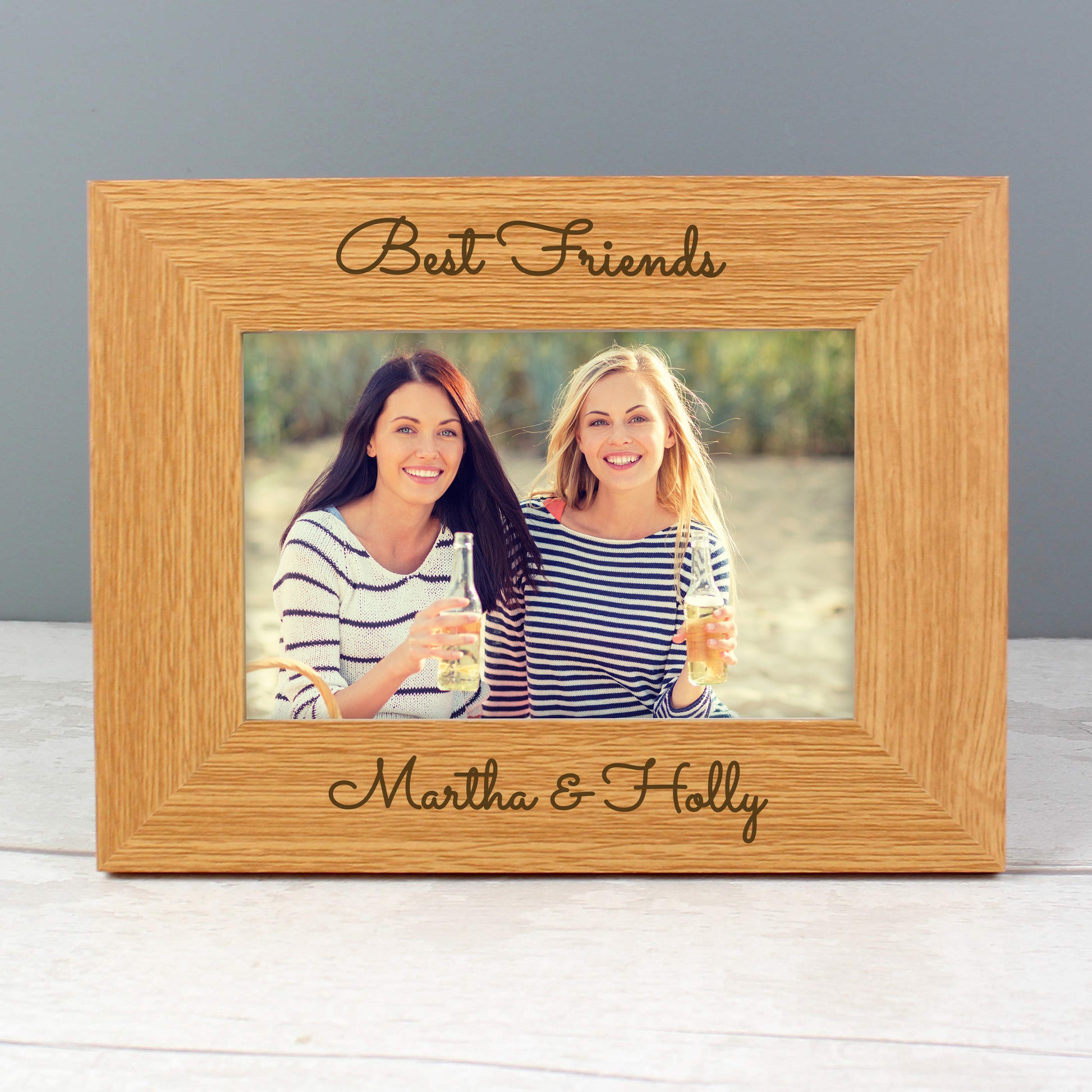 Personalised Free Text 6x4 Wooden Photo Frame - Inspired Creative Gifts