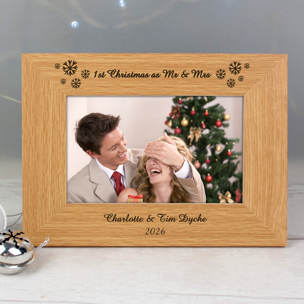 Personalised Oak Finish 6x4 Snowflake Photo Frame for Christmas