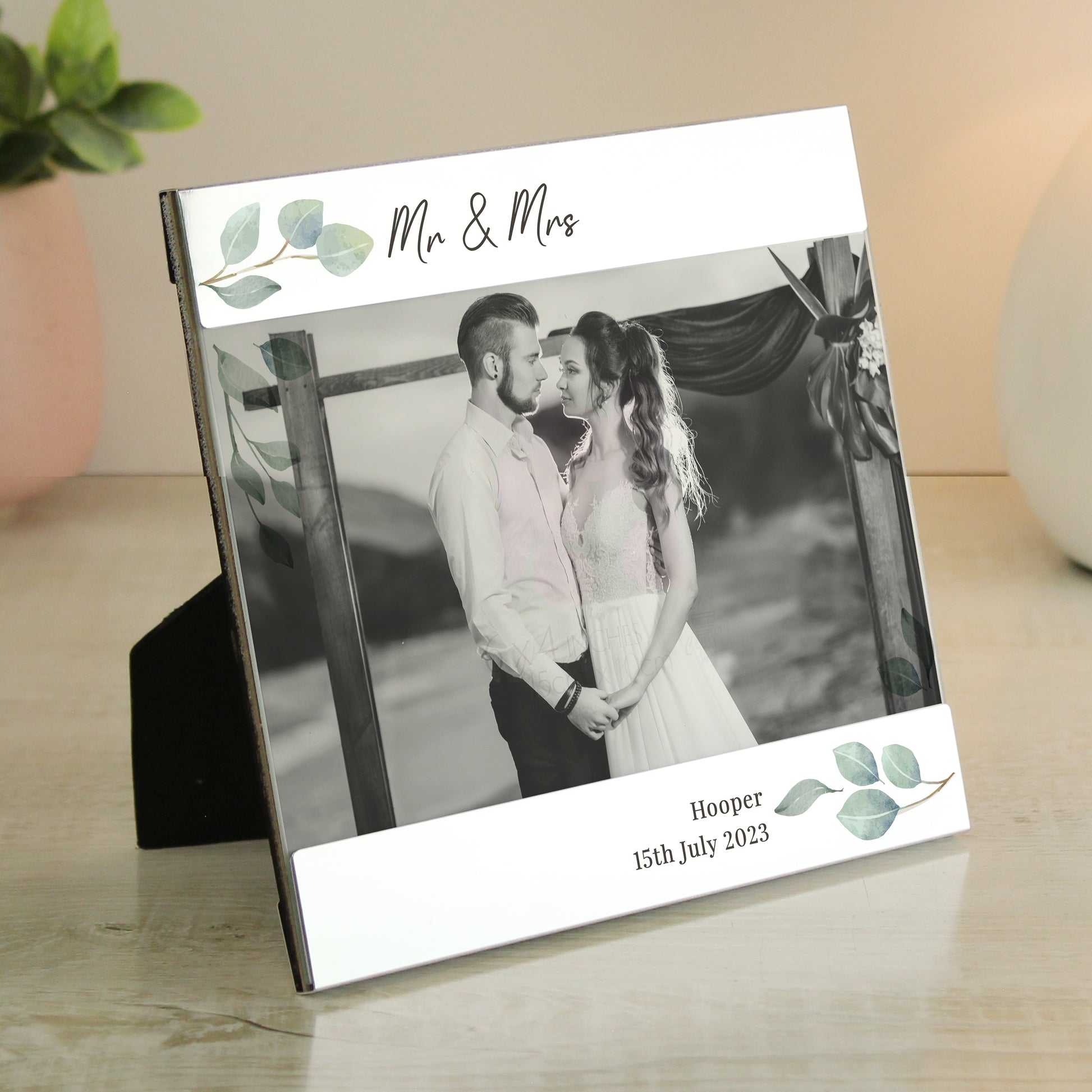Personalised Botanical 6x4 Photo Frame - Inspired Creative Gifts