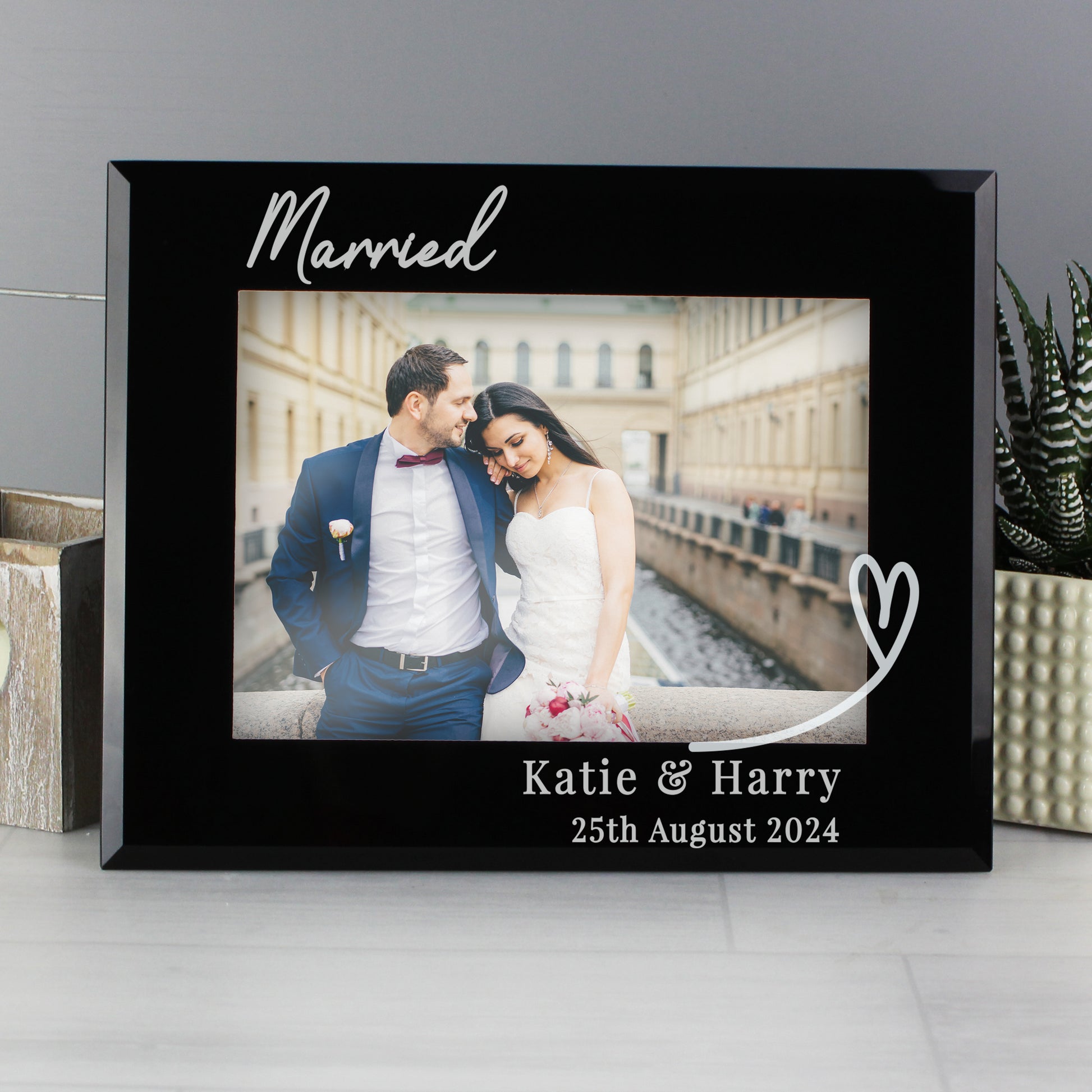 Personalised Heart Black Glass 5x7 Photo Frame - Picture Frame - Inspired Creative Gifts