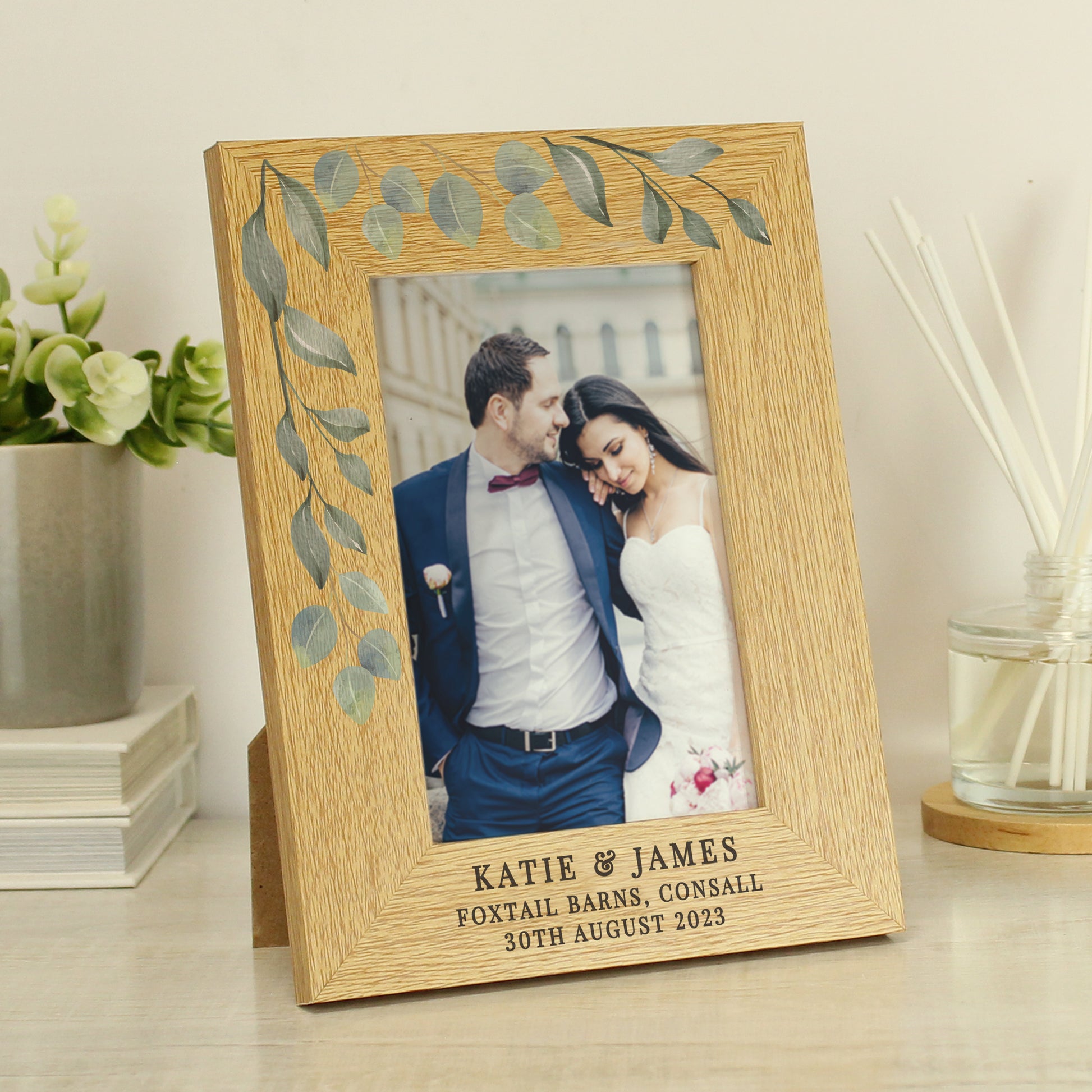 Personalised Botanical 6x4 Oak Finish Photo Frame - Picture Frame - Inspired Creative Gifts