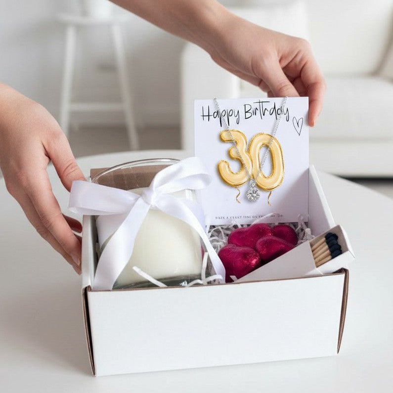 Small 30th Birthday Gold Balloon Hamper | Woman's Necklace