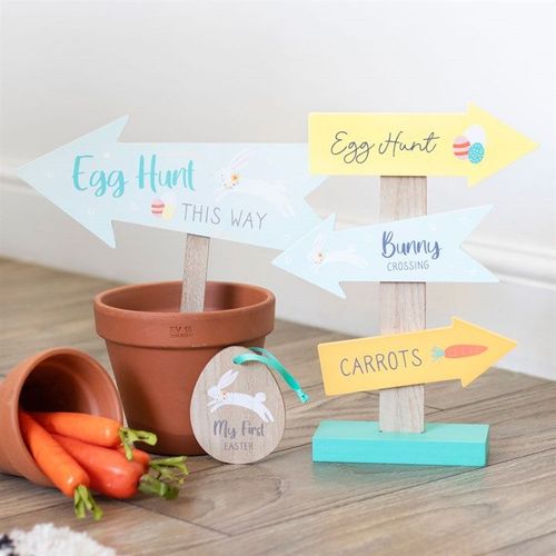 Egg Hunt This Way Sign Stake | Inspired Creative Gifts | UK Supplier