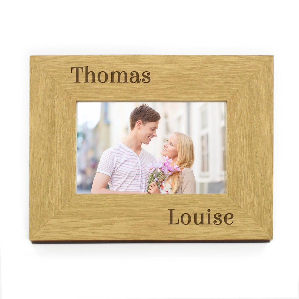Personalised Couples 6x4 Oak Finish Photo Frame | Bespoke Picture Frame | Great for Valentines Day, Birthday or Weddings