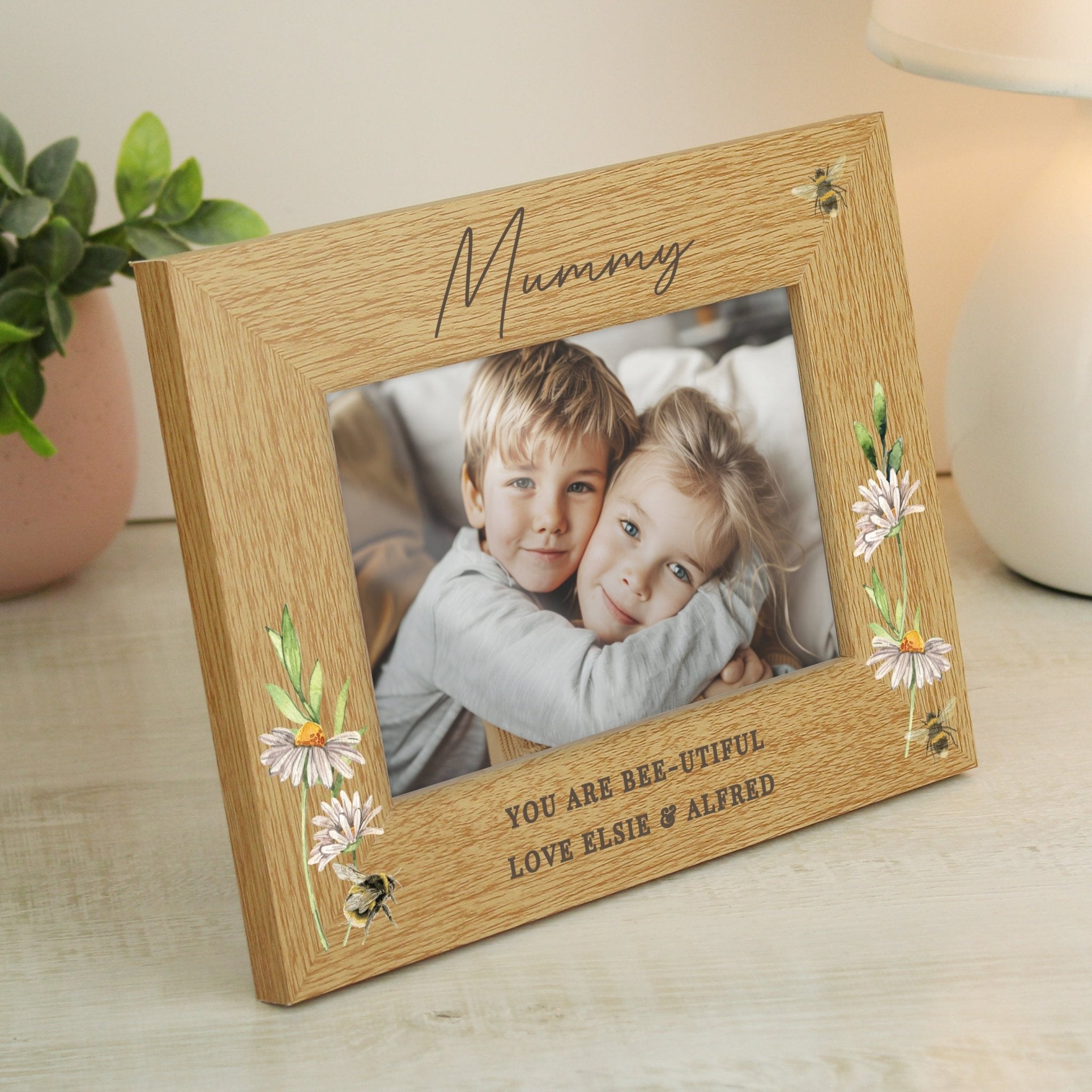Personalised Floral Bee 6x4 Oak Finish Photo Frame | Inspired Creative Gifts | UK Supplier