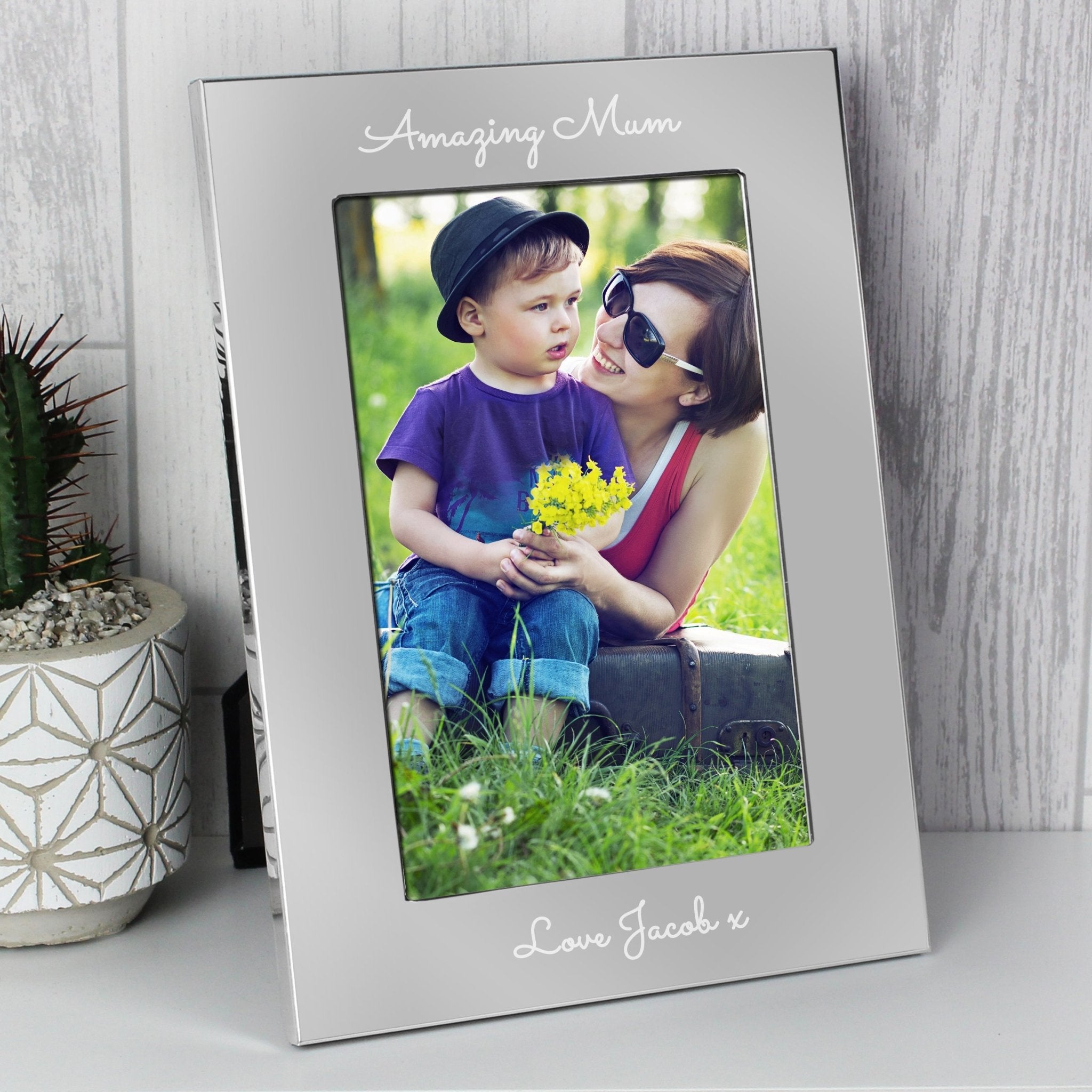 Personalised Free Text Script 7 x 5 Silver Photo Frame | Inspired Creative Gifts | UK Supplier
