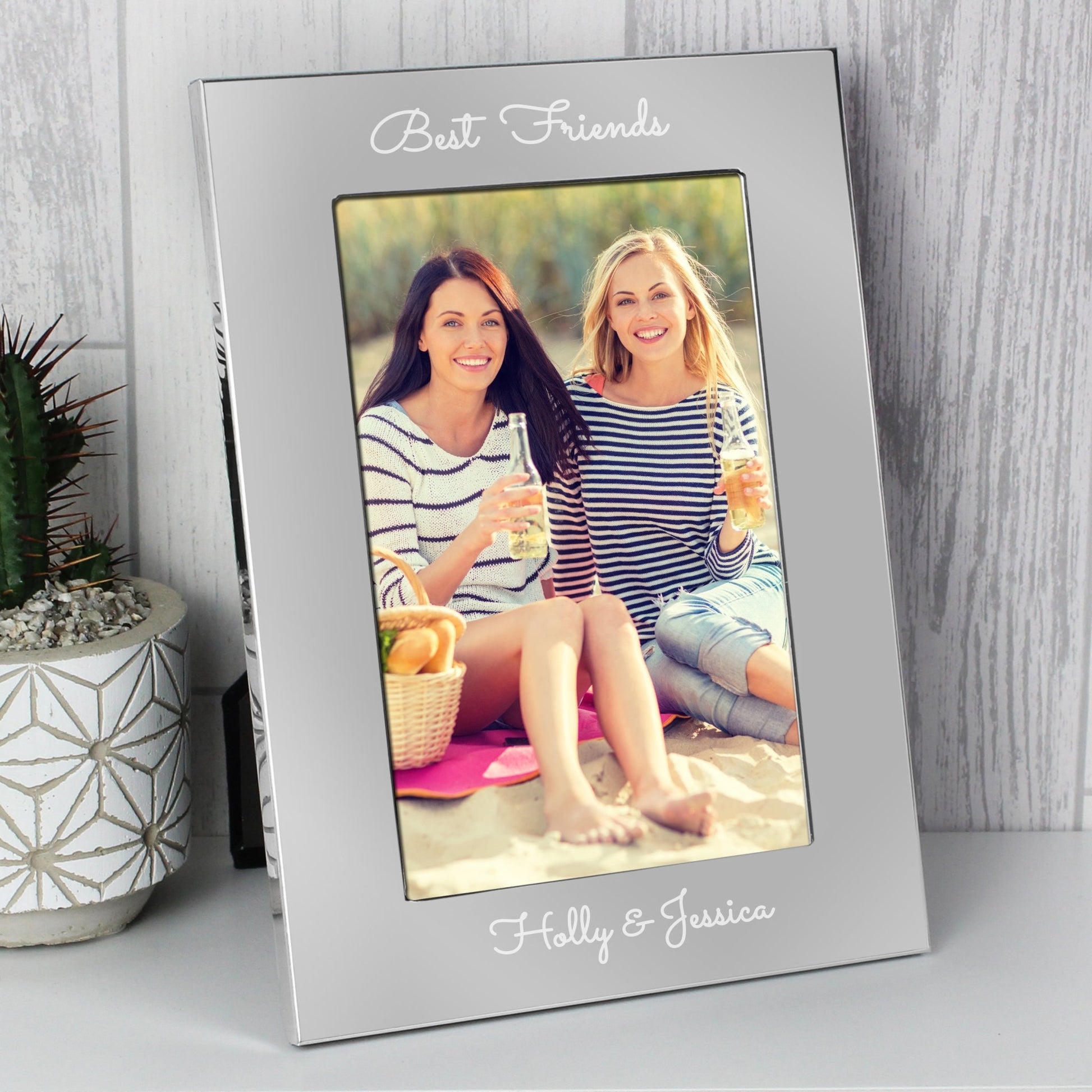 Personalised Free Text Script 7 x 5 Silver Photo Frame | Inspired Creative Gifts | UK Supplier