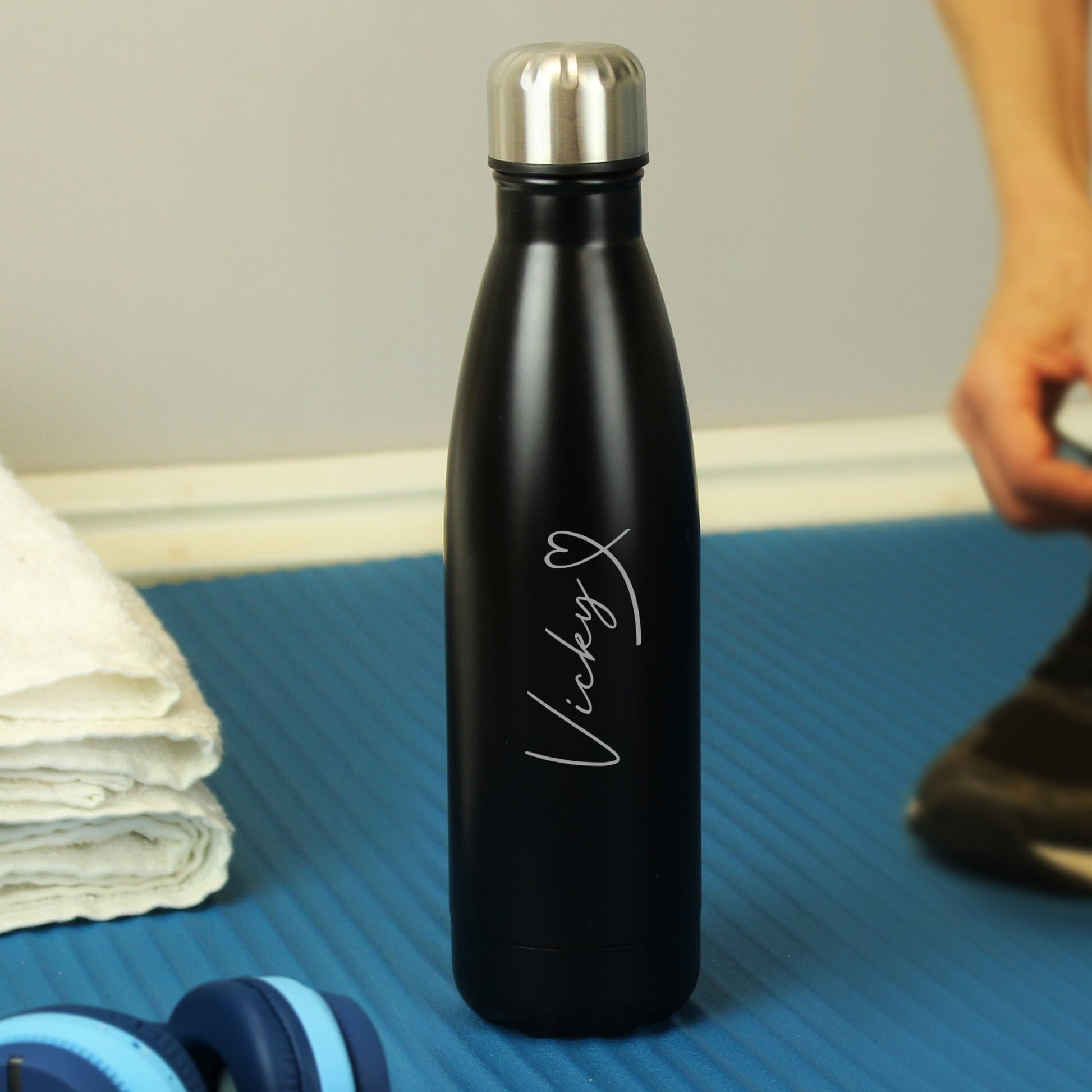 Personalised Heart Black Metal Insulated Drinks Bottle | Inspired Creative Gifts