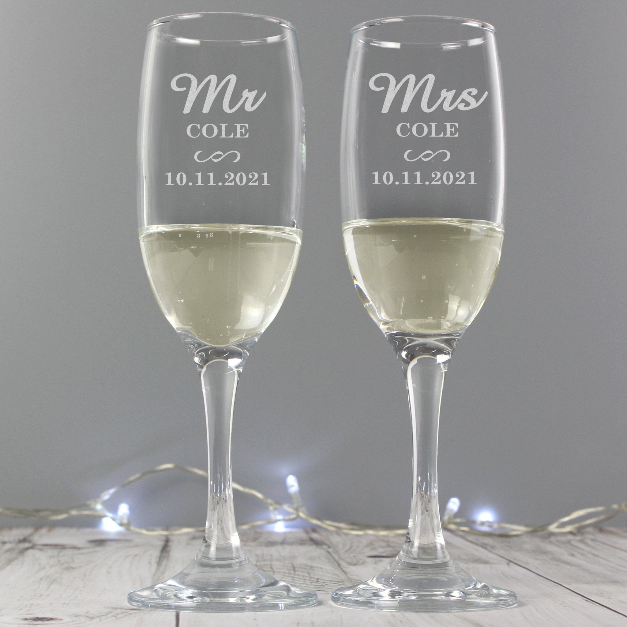 Personalised Mr & Mrs Pair of Flutes | Inspired Creative Gifts | UK Supplier