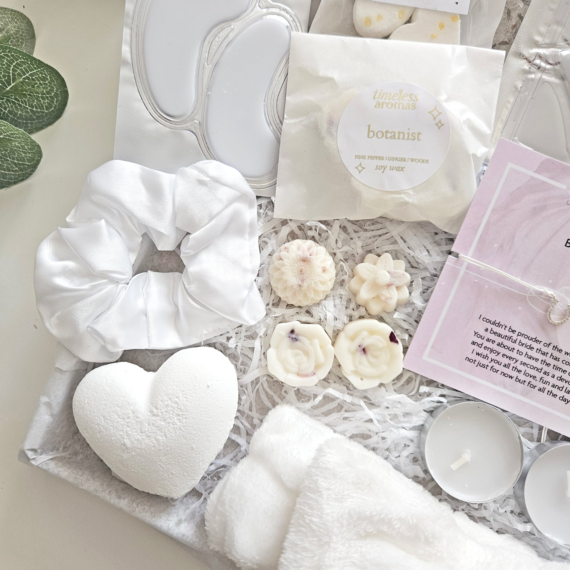 LUXURY BRIDE TO BE | BRIDAL GIFTS