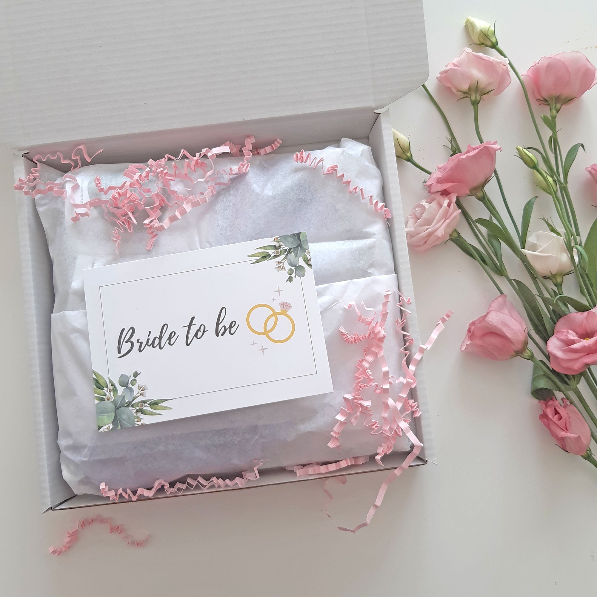 LUXURY BRIDE TO BE | BRIDAL GIFTS